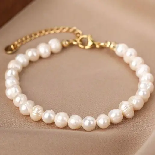 pearl bracelet
